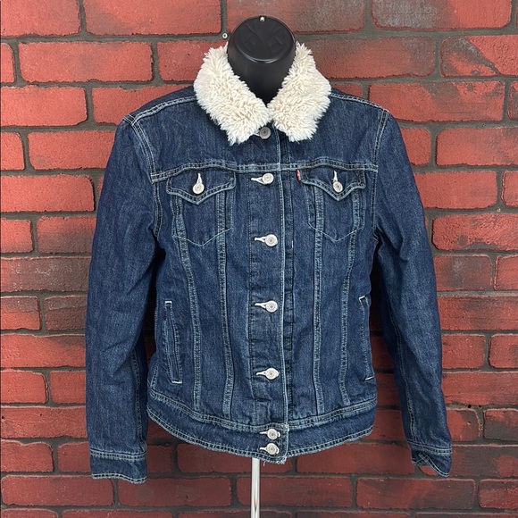 Levi‎ Woman's Denim Faux Fur Trucker Jacket Medium - Picture 1 of 10